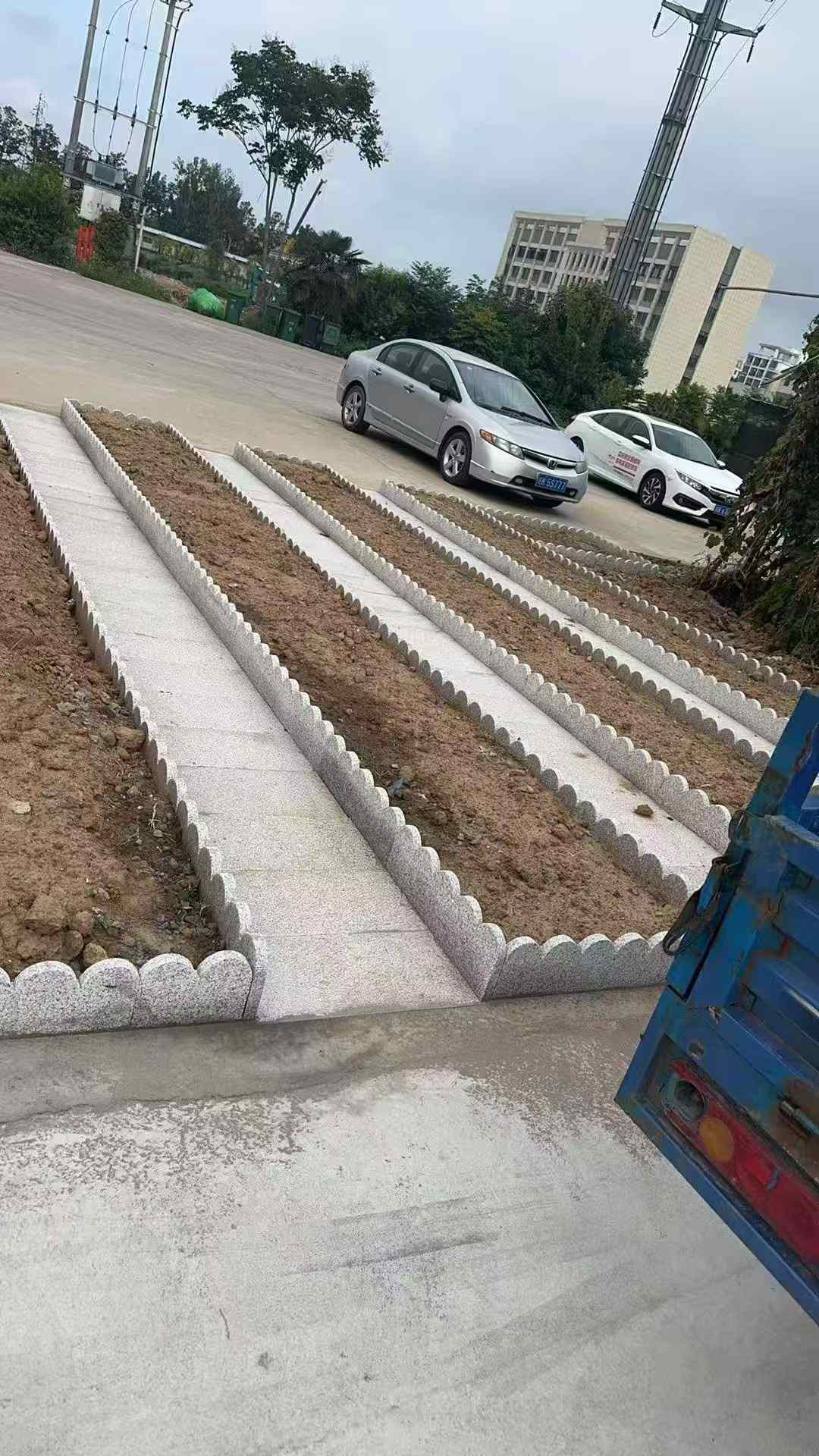 齐齐哈尔芝麻白花边石