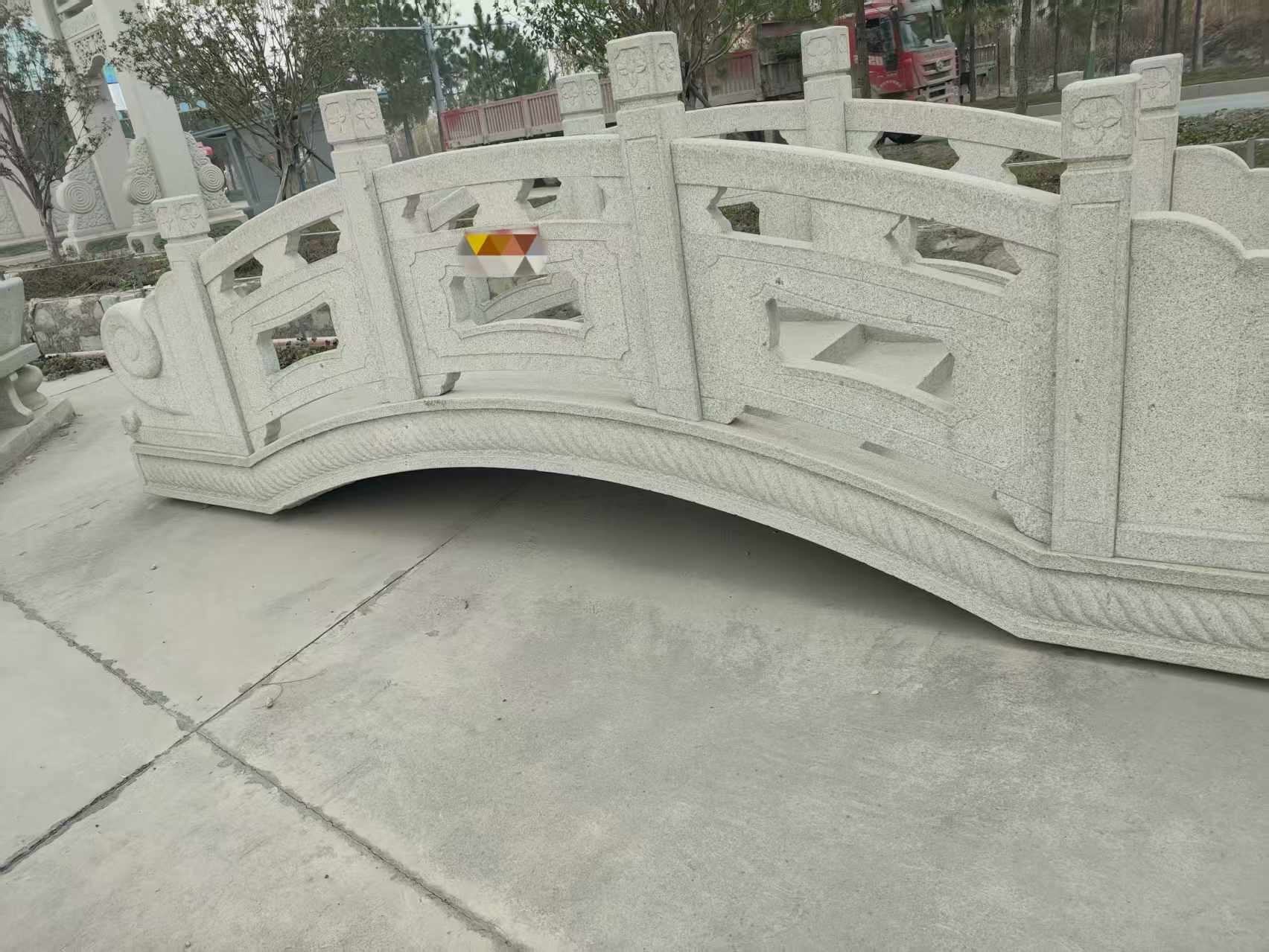 齐齐哈尔芝麻白拱桥，石桥