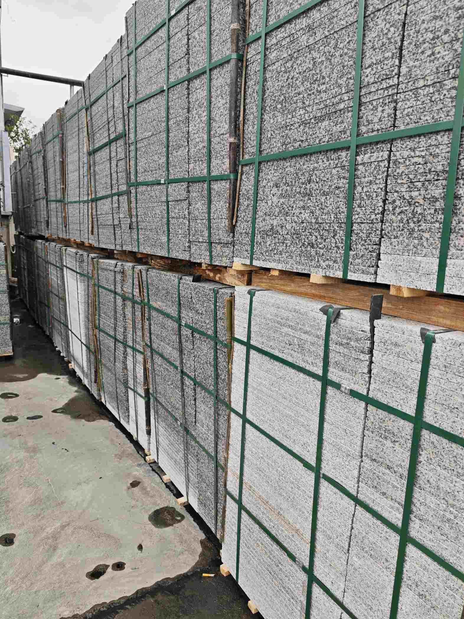 齐齐哈尔芙蓉白地铺石，石材地铺石